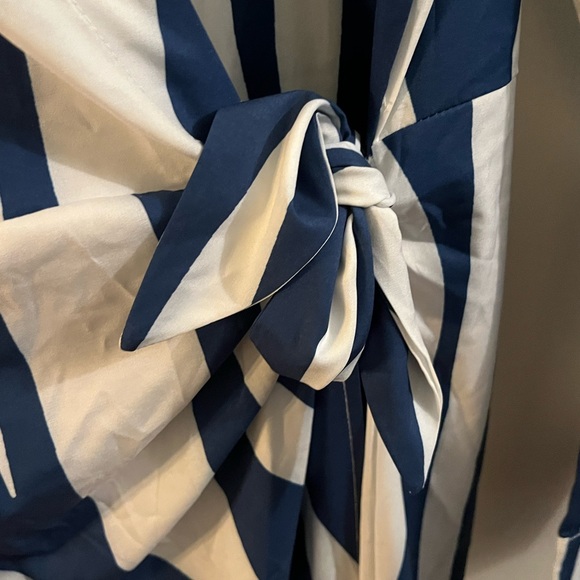 NWT Sexy Wrap Dress - Picture 5 of 11